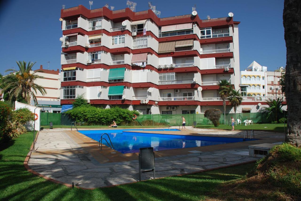 Mini Penthouse Close To Beach With Nice Seaviews Nerja Exterior foto
